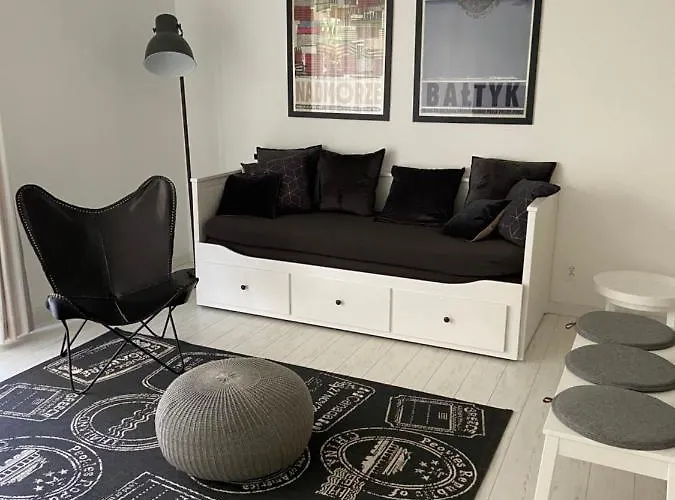 Bialy W Rewalu Апартаменты *