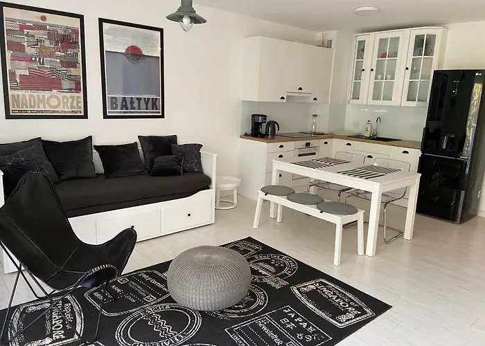 Bialy W Rewalu Апартаменты